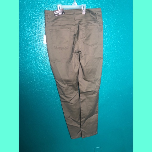 Green Skinny Jeans from Charlotte Russe - Picture 2 of 3